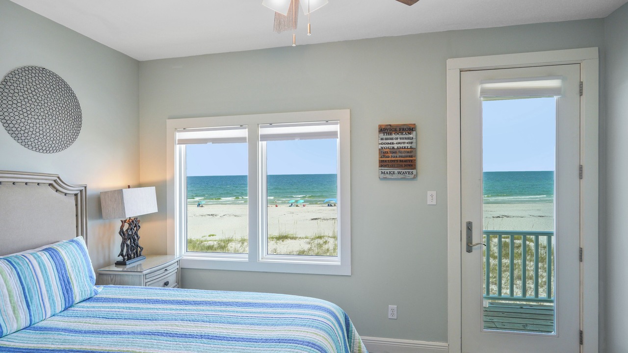 Photo of Bedroom in Gulf Shores
