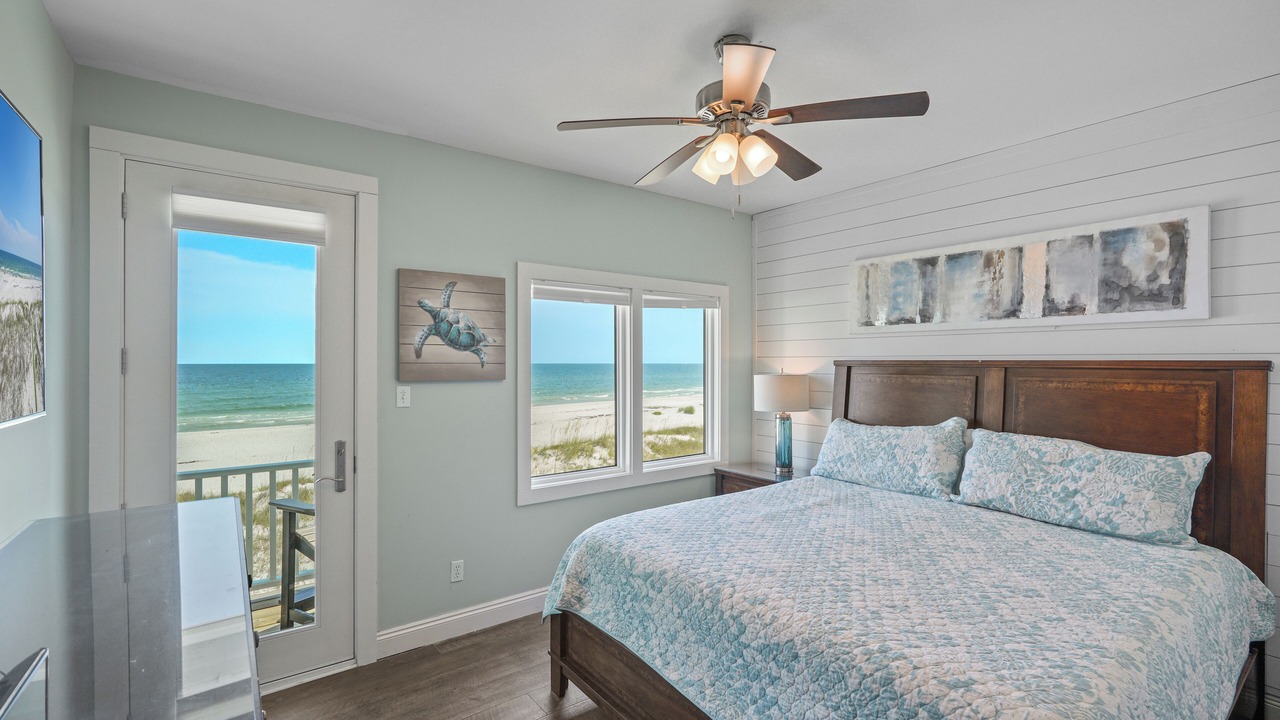 Photo of Bedroom in Gulf Shores