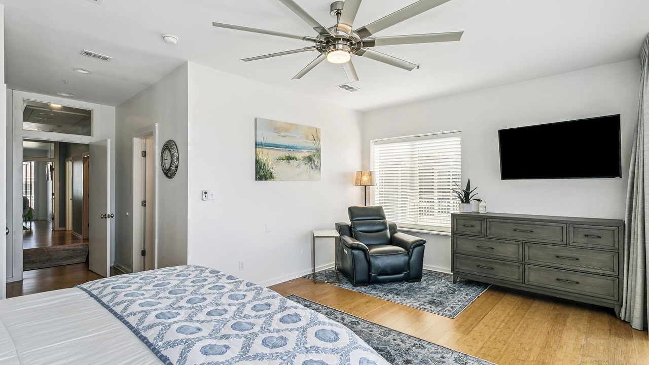 Photo of Bedroom in White Sands First