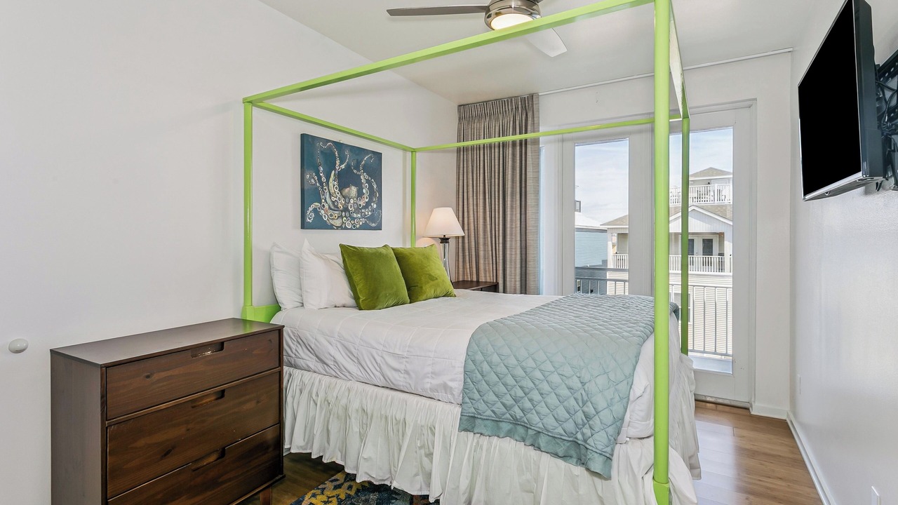 Photo of Bedroom in White Sands First