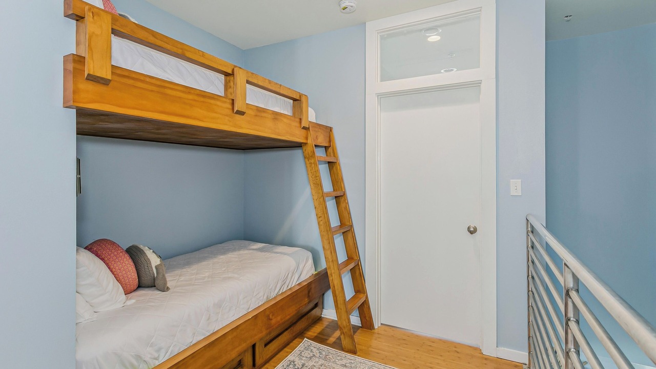 Photo of Bedroom in White Sands First