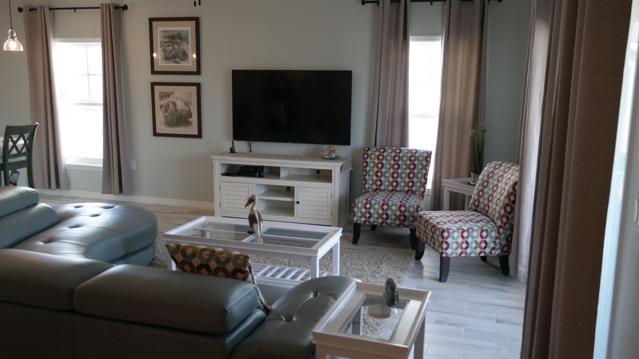 Photo of Livingroom in Ono Island