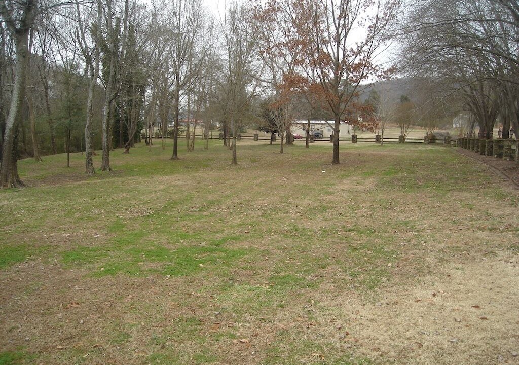 Photo of Others in Groveoak