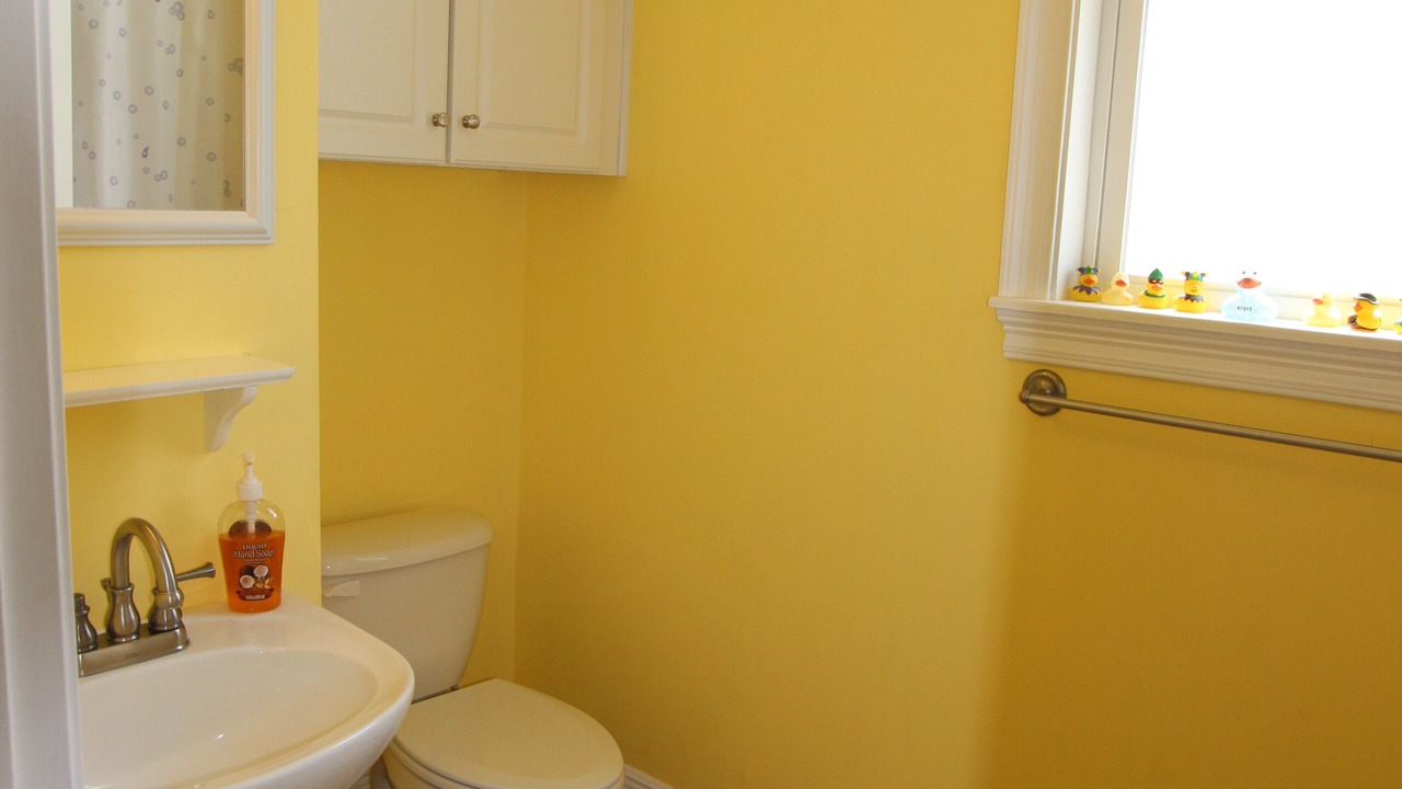 Photo of Bathroom in Bay St Louis
