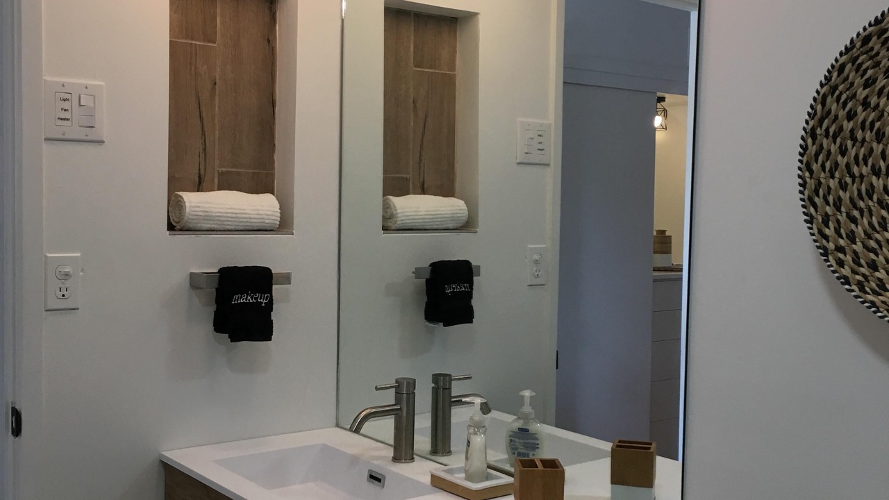 Photo of Bathroom in Daphne