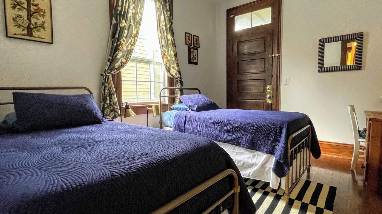 Photo of Bedroom in Mid-City