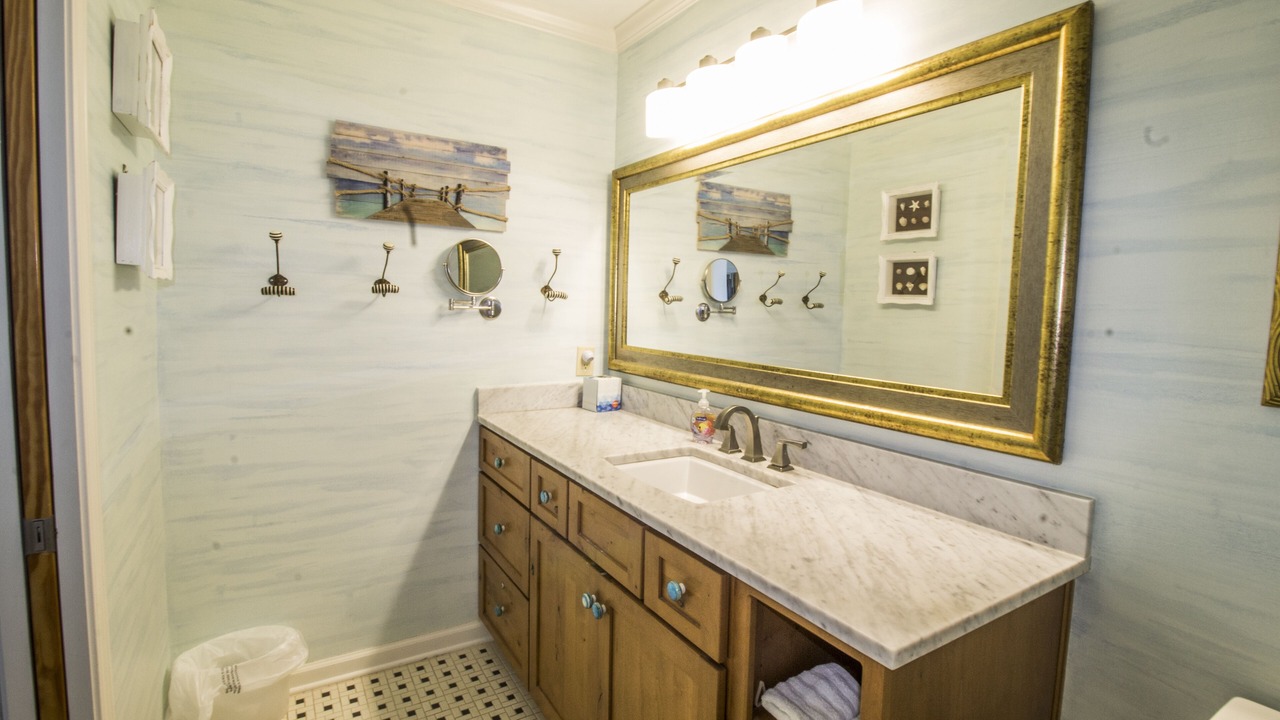 Photo of Bathroom in Ono Island