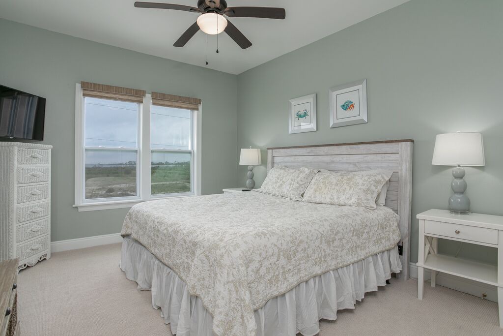Photo of Bedroom in Southpointe