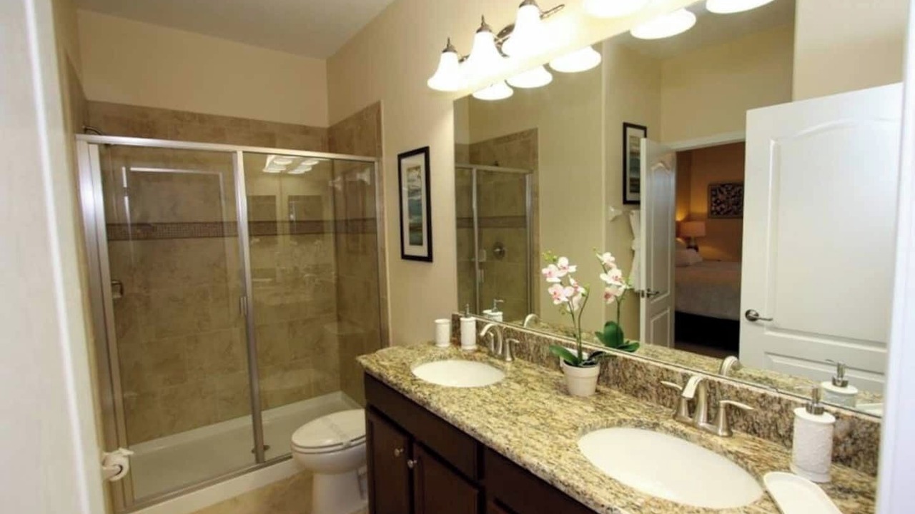 Photo of Bathroom in Davenport