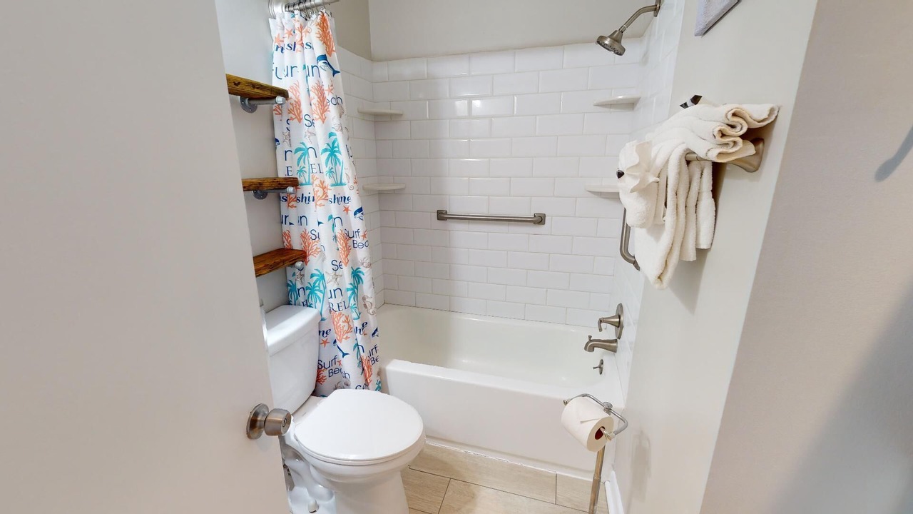 Photo of Bathroom in Tybee Island