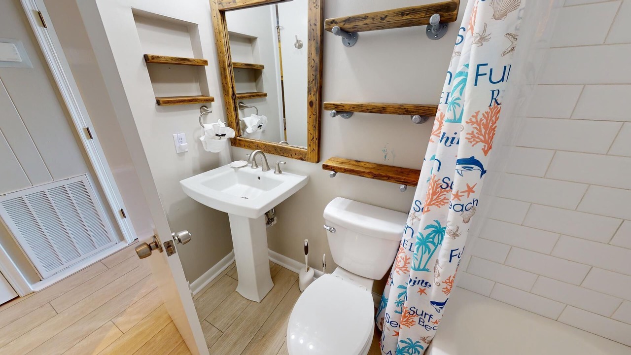Photo of Bathroom in Tybee Island