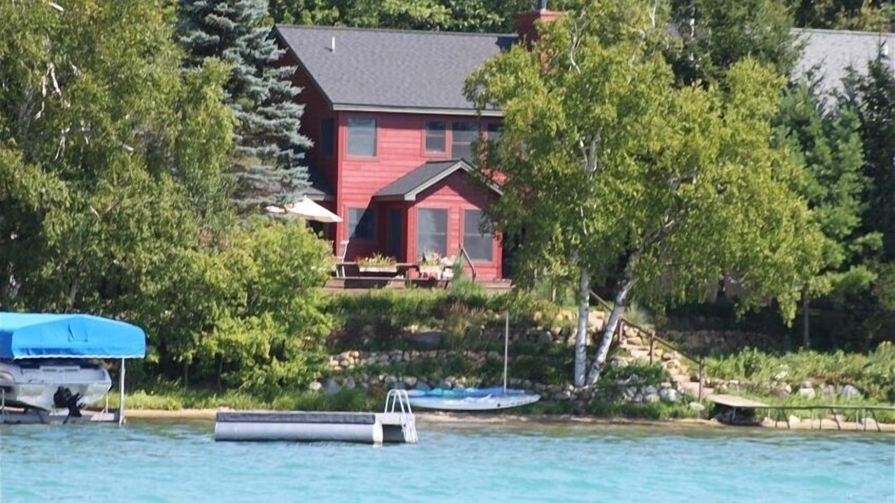Photo of Outdoor in Central Lake