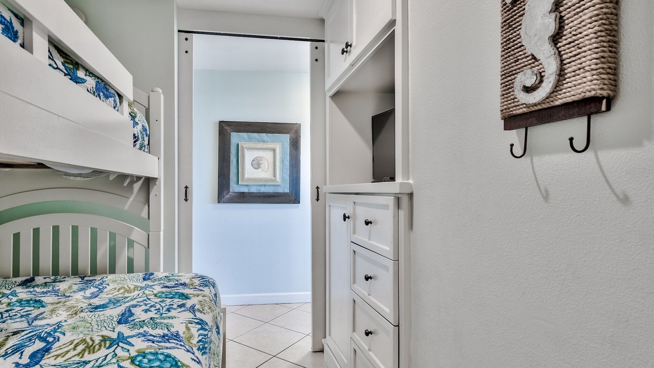 Photo of Bedroom in Miramar Beach