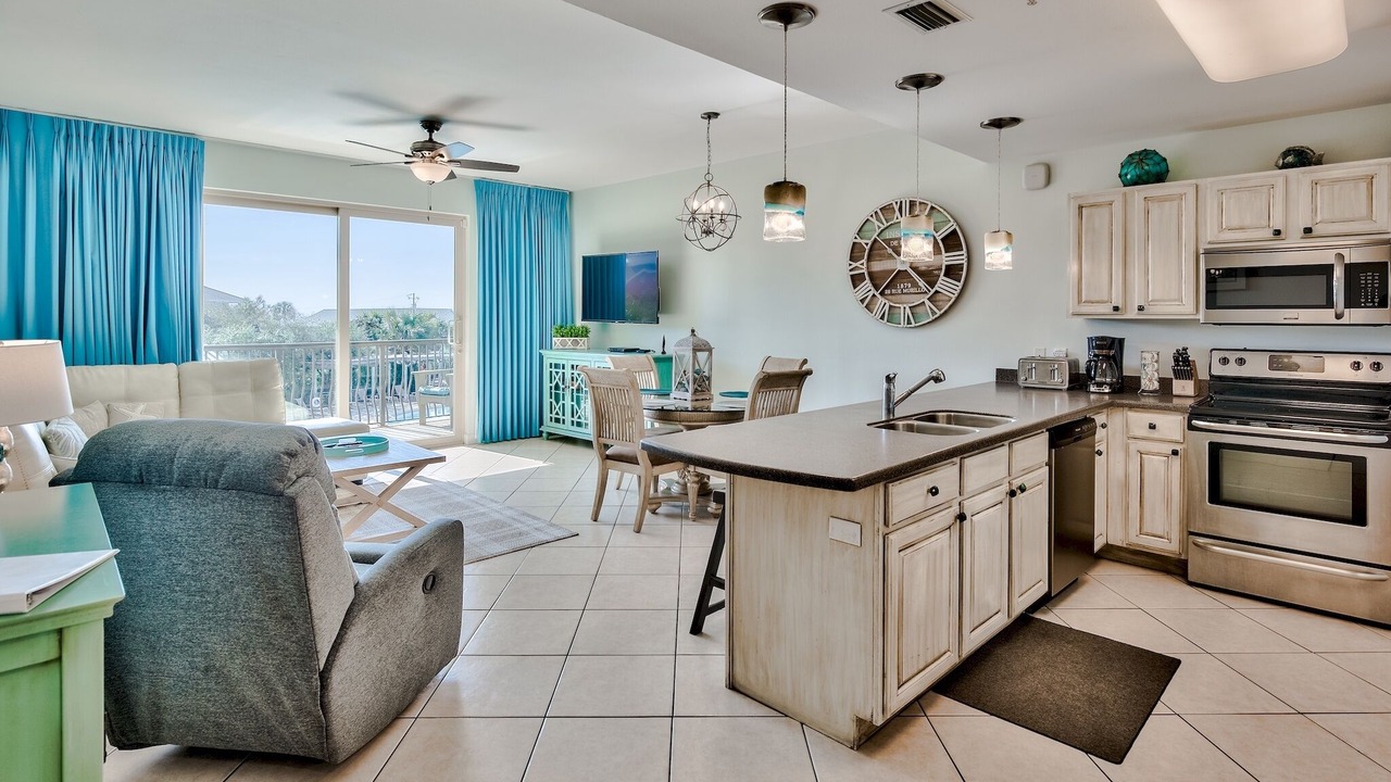 Photo of Bedroom in Miramar Beach