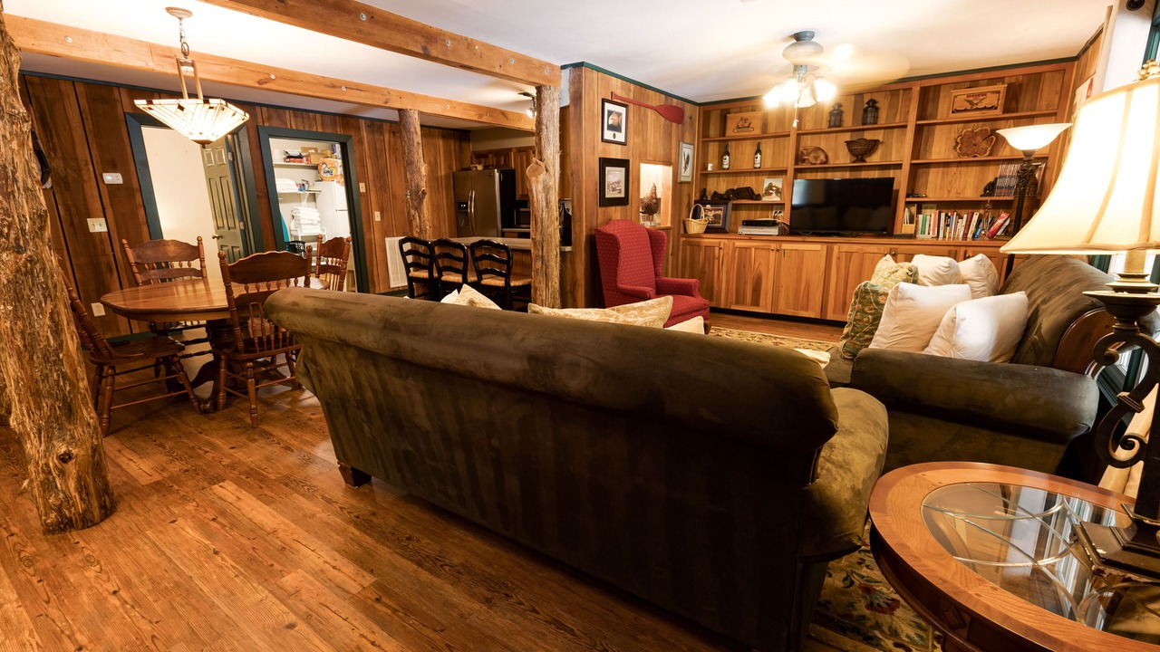 Photo of Livingroom in Auburn