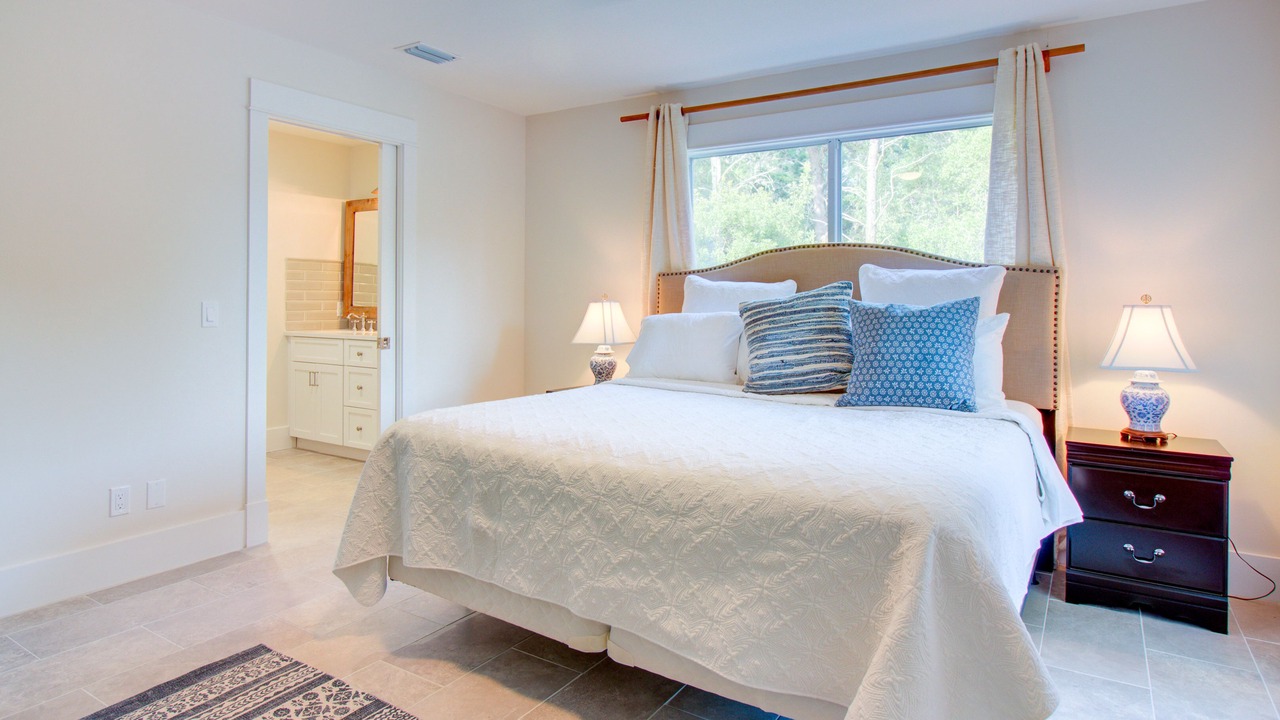 Photo of Bedroom in Santa Rosa Beach