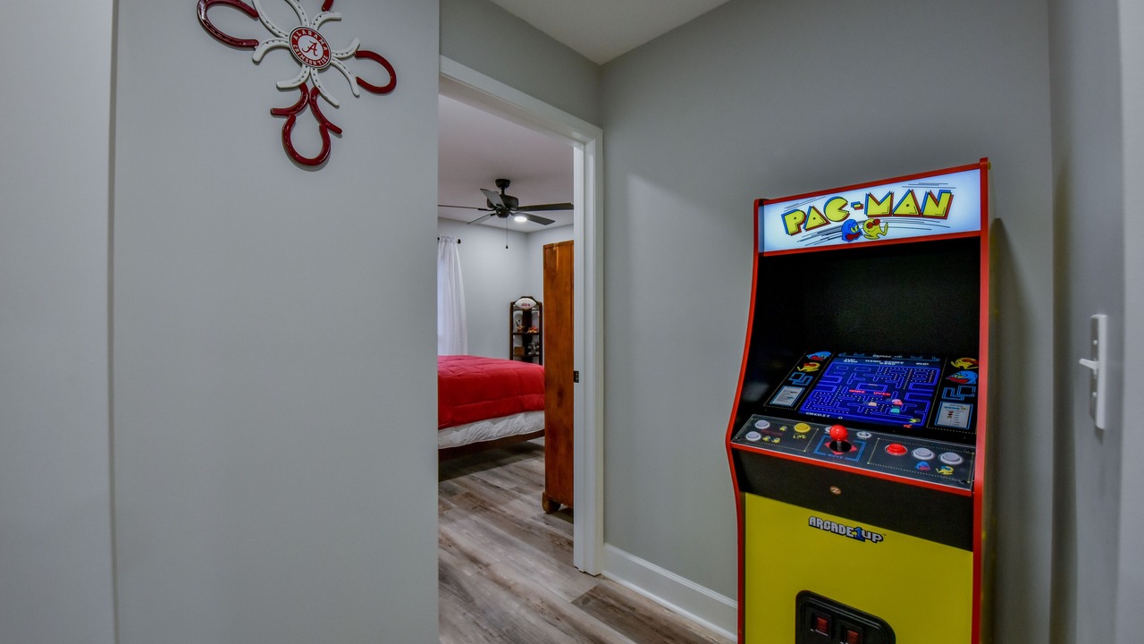 Photo of Bedroom in Northport