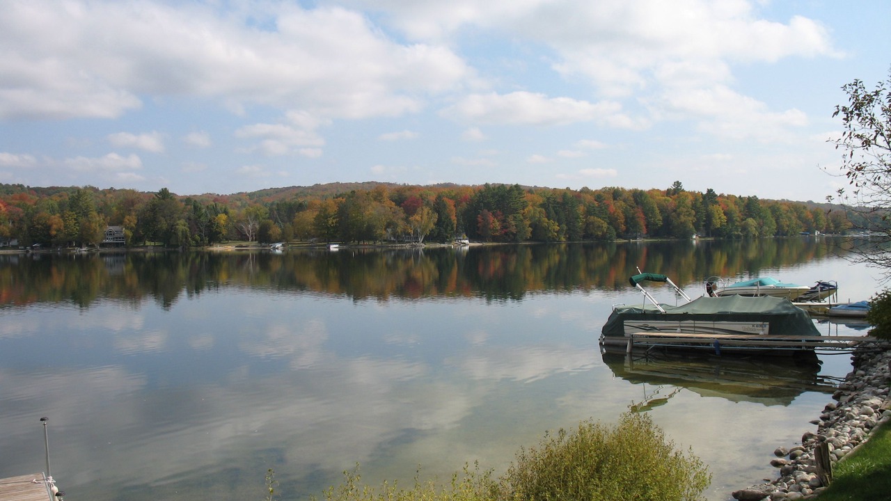 Photo of Others in Central Lake