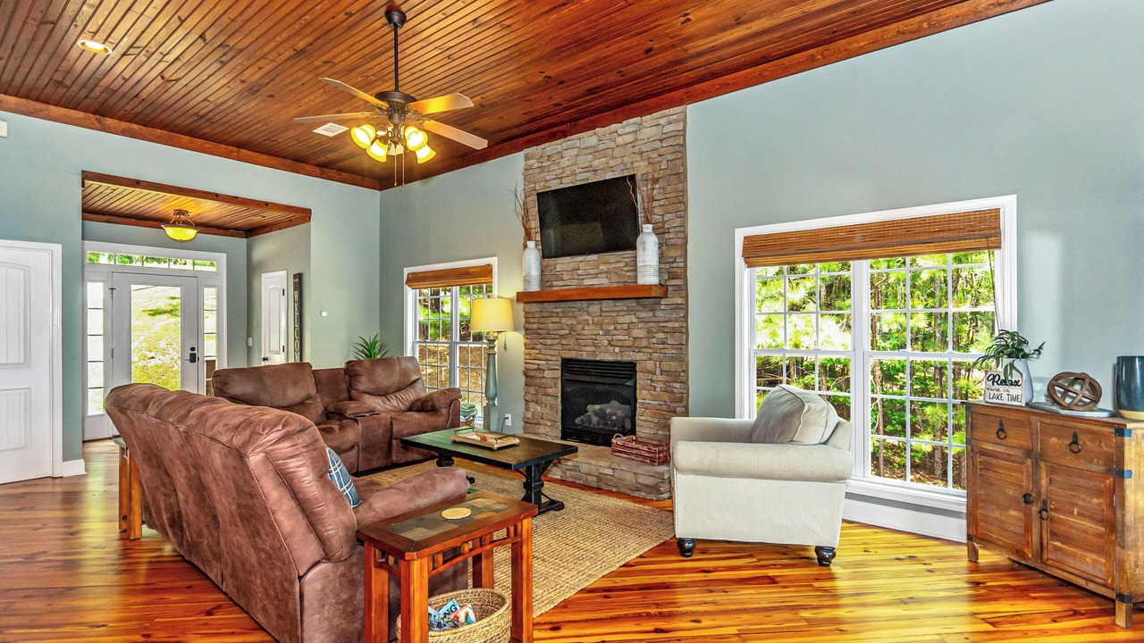 Photo of Livingroom in Pleasure Point