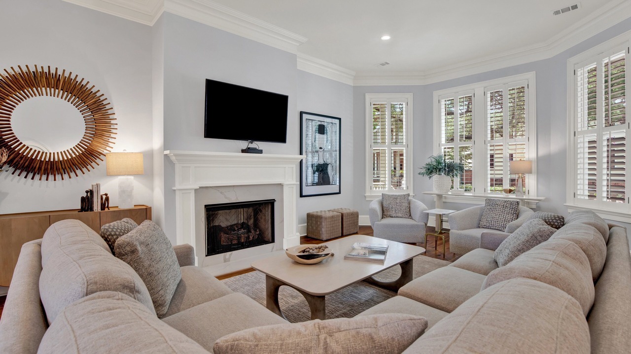 Photo of Livingroom in Historic Downtown Savannah