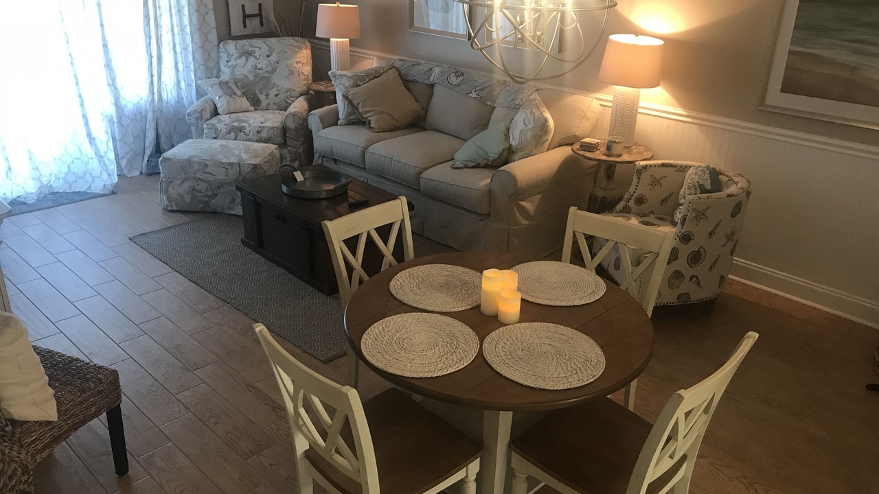 Photo of Livingroom in Tybee Island