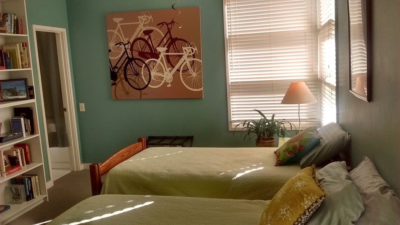 Photo of Bedroom in East Side
