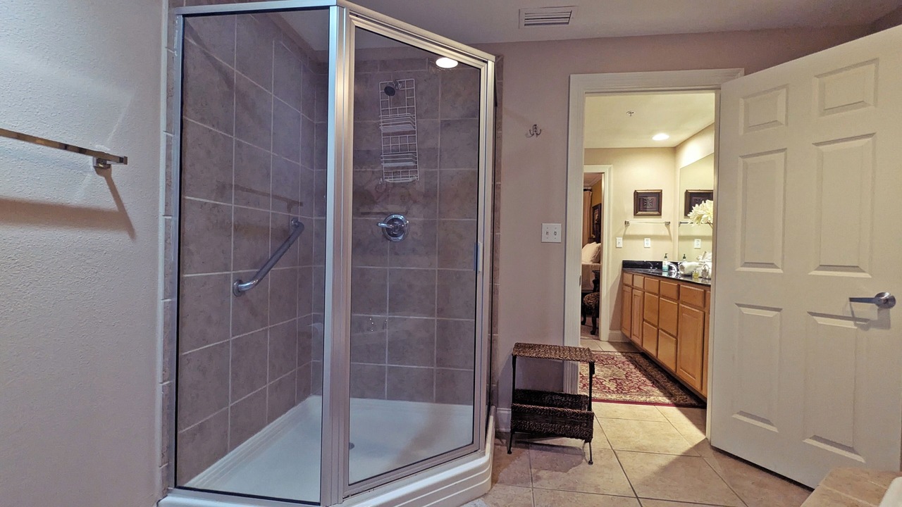Photo of Bathroom in Orange Beach