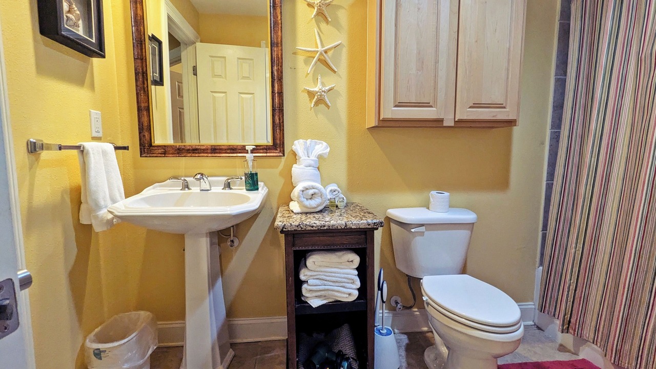 Photo of Bathroom in Orange Beach
