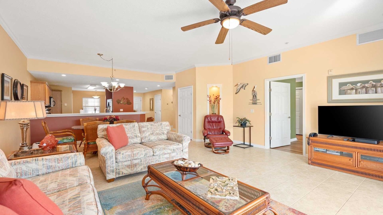 Photo of Livingroom in Butler Beach