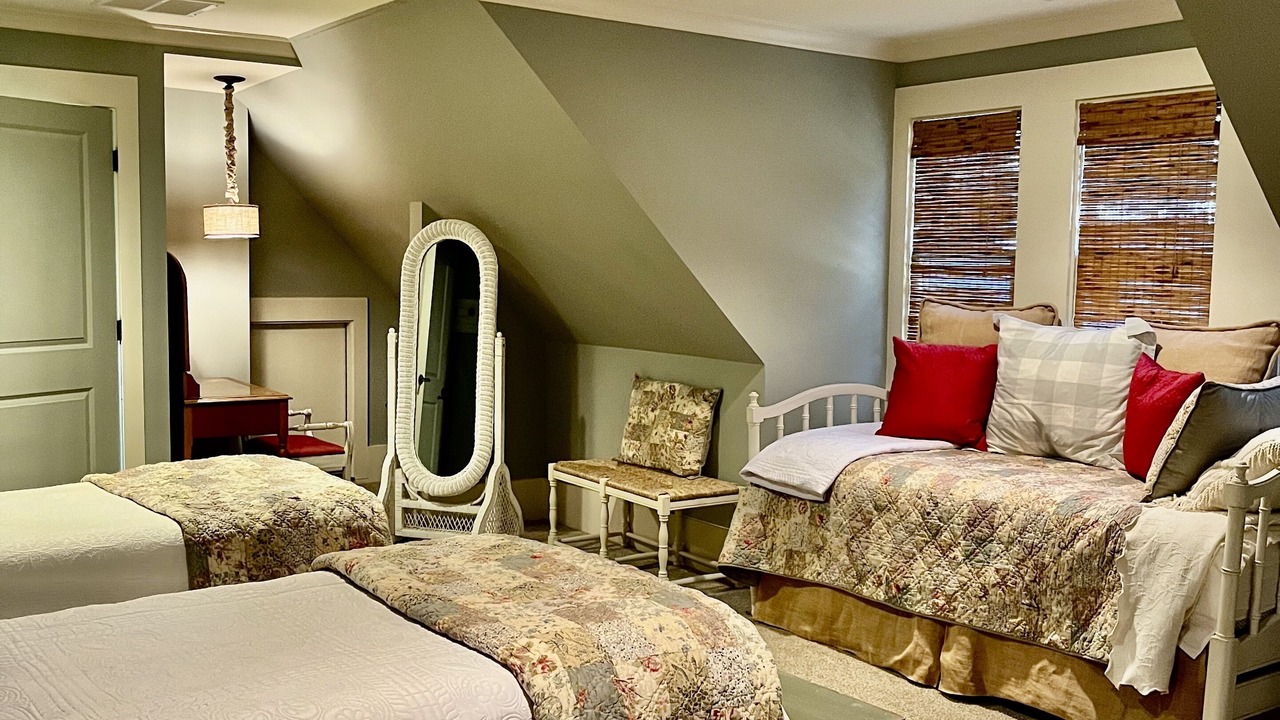 Photo of Bedroom in Six Mile