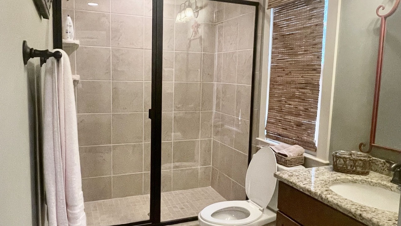 Photo of Bathroom in Six Mile
