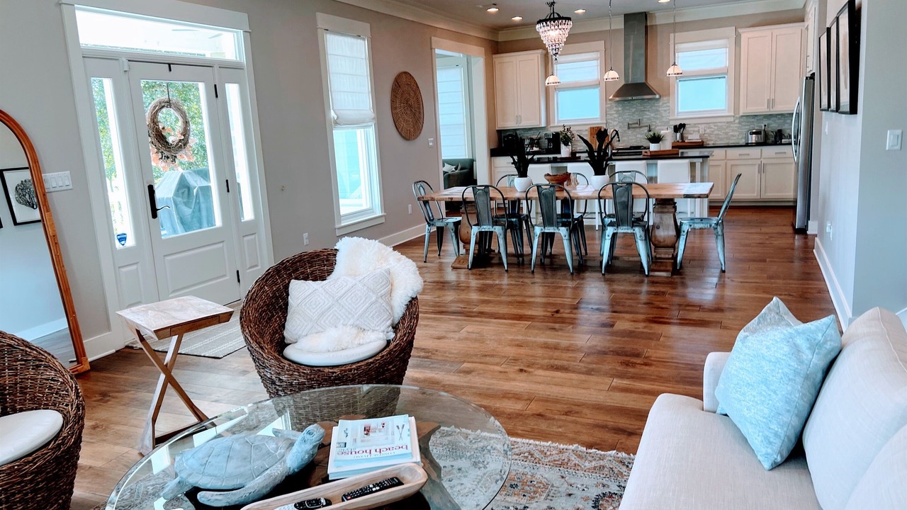Photo of Livingroom in Ocean Springs