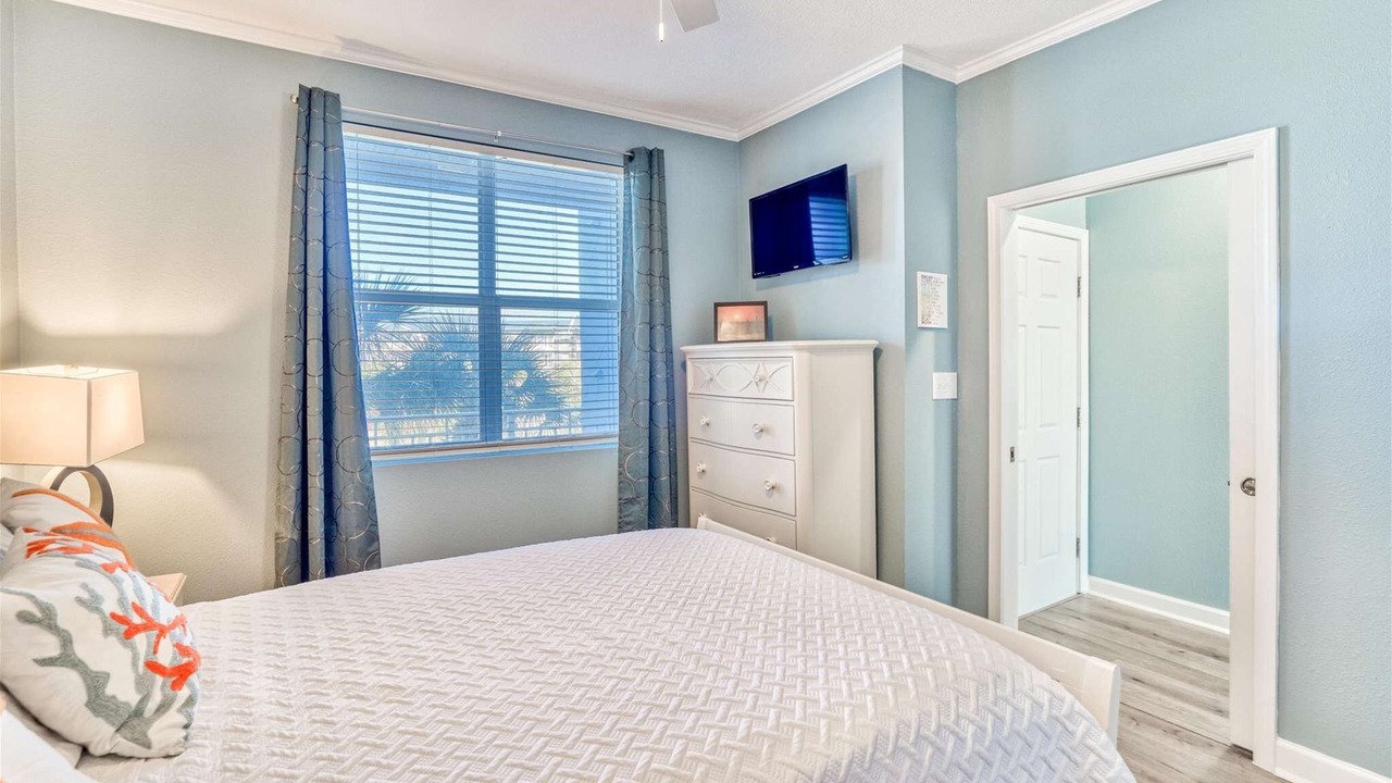 Photo of Bedroom in Gulf Place