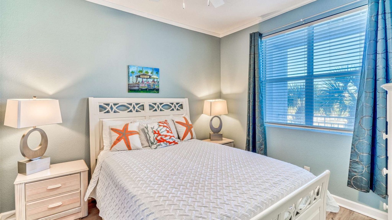Photo of Bedroom in Gulf Place