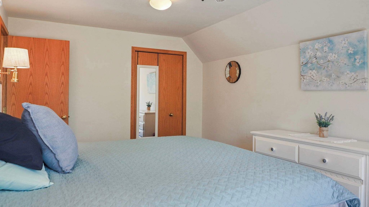 Photo of Bedroom in Bellaire