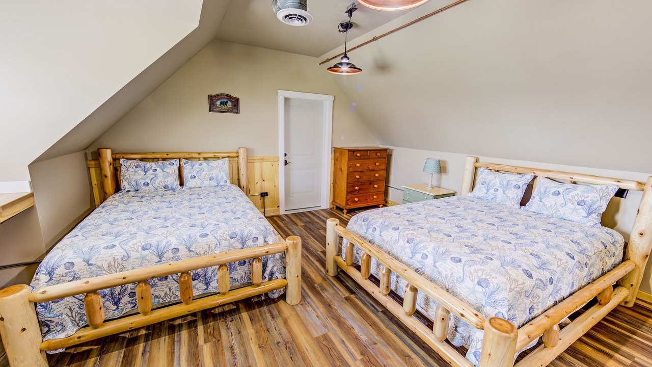 Photo of Bedroom in Elk Rapids