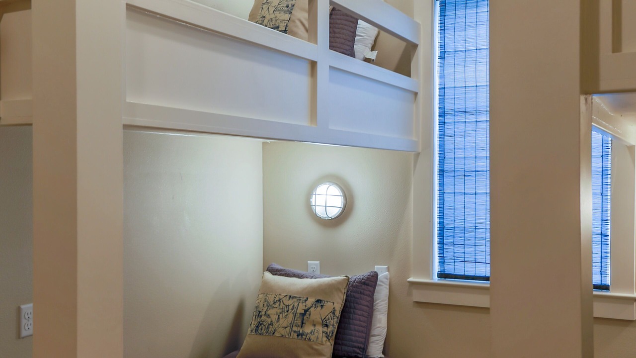 Photo of Bedroom in Frangista Beach