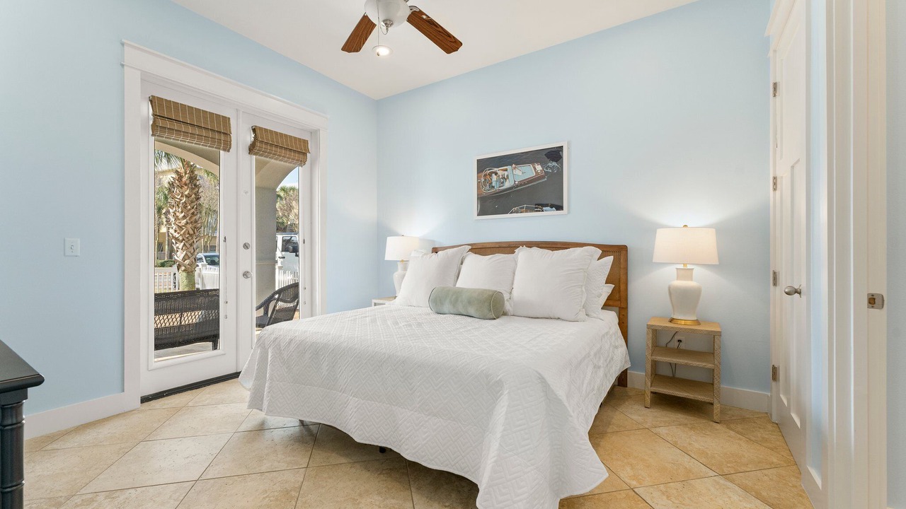 Photo of Bedroom in Frangista Beach