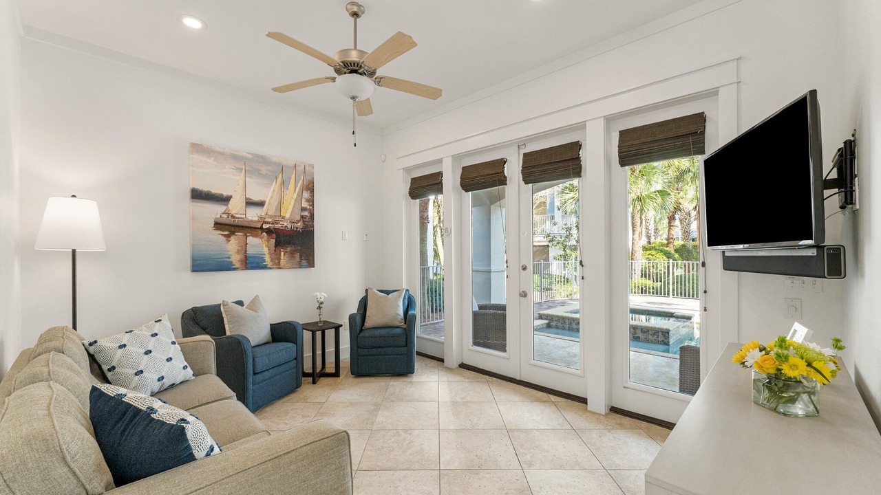 Photo of Livingroom in Frangista Beach