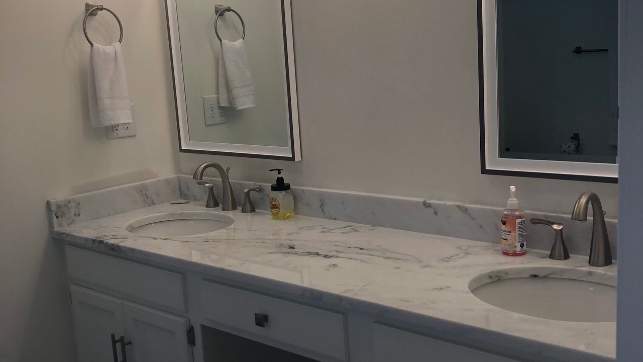 Photo of Bathroom in Dauphin Island
