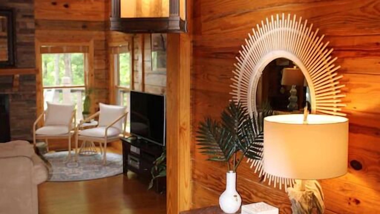 Photo of Livingroom in Wedowee