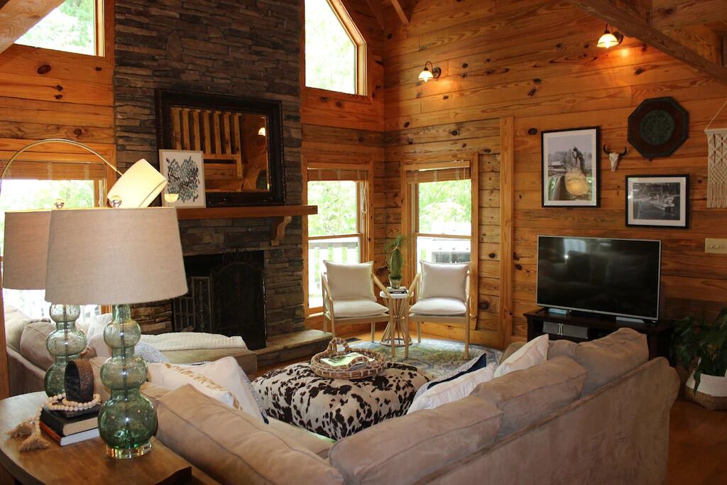 Photo of Livingroom in Wedowee