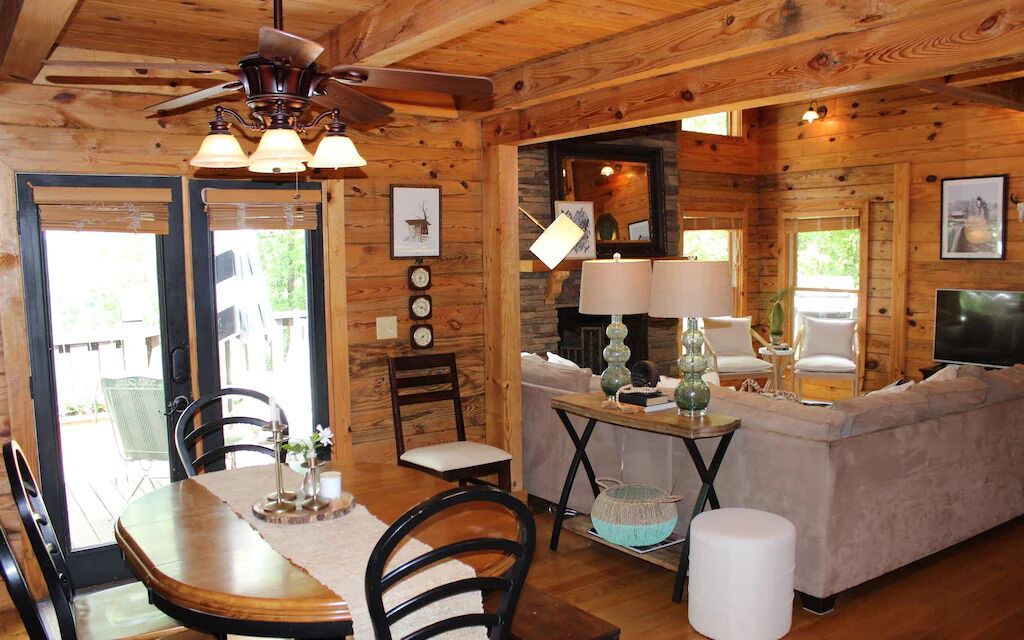 Photo of Livingroom in Wedowee
