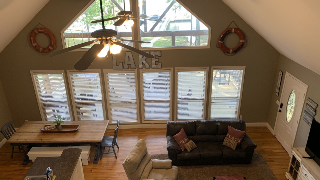 Photo of Livingroom in Double Springs