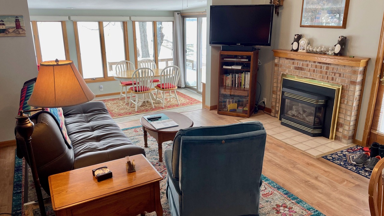 Photo of Livingroom in Cadillac