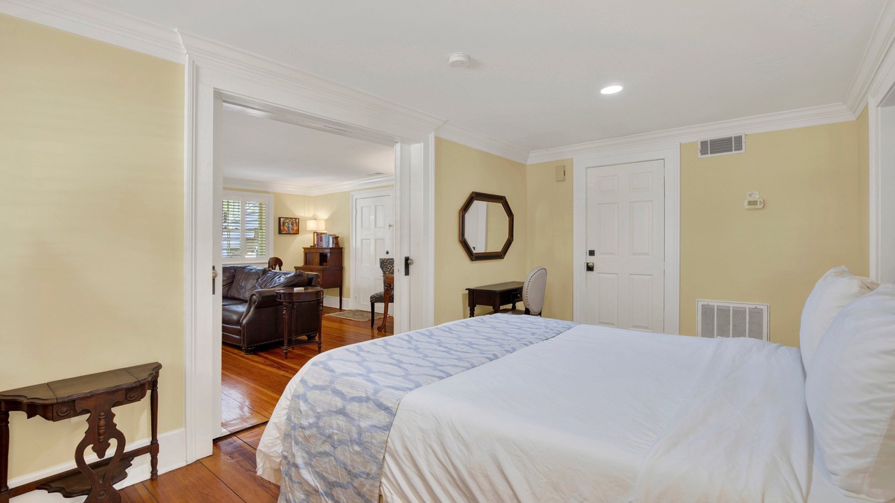 Photo of Bedroom in Historic Downtown Savannah