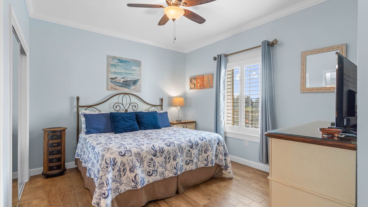 Photo of Bedroom in Miramar Beach