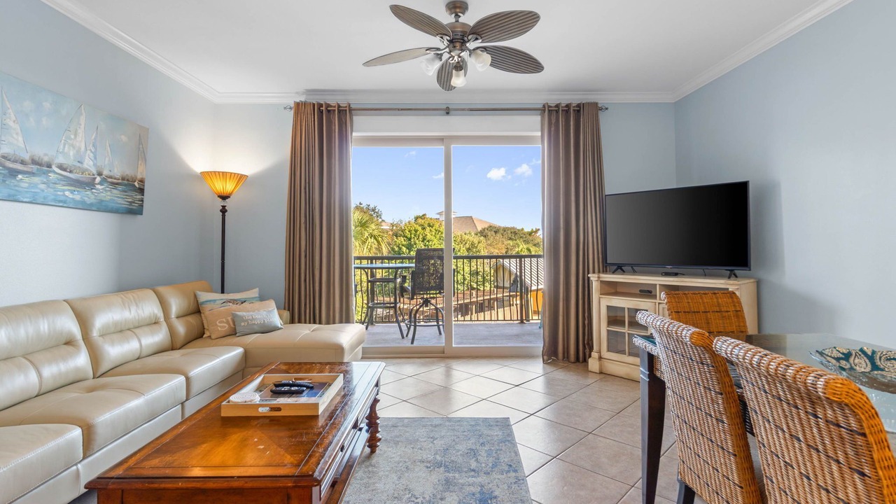 Photo of Livingroom in Miramar Beach