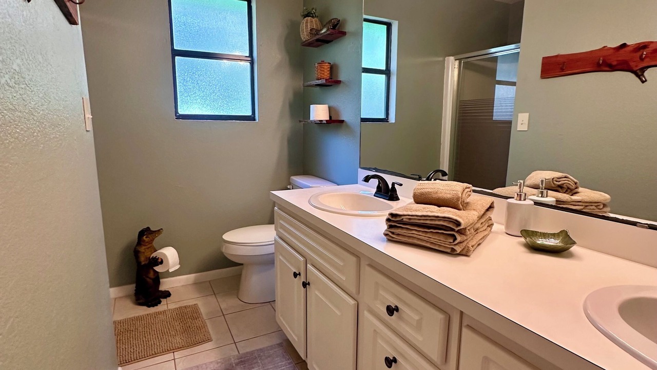 Photo of Bathroom in Melrose