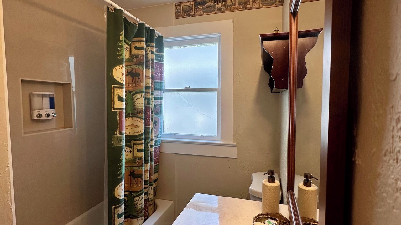 Photo of Bathroom in Melrose